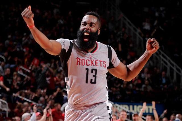 又一位少帅！周鹏出任深圳男篮主教练兼球员